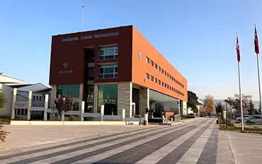 جامعة اسكيشير التقنية campus